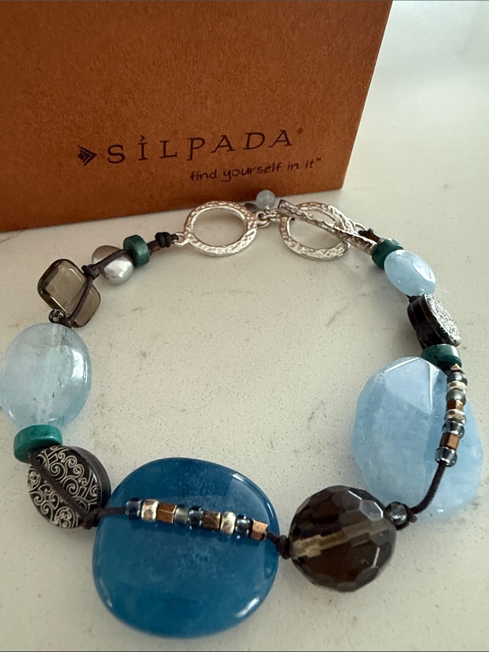 Sterling Silver, Etched Shell, Pearl, Quartz, Magnesite and Glass Bracelet B2240 - Picture 2 of 10